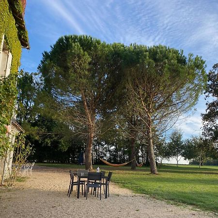 Bed and Breakfast Domaine De Treuillaud Villers-les-Ormes Экстерьер фото